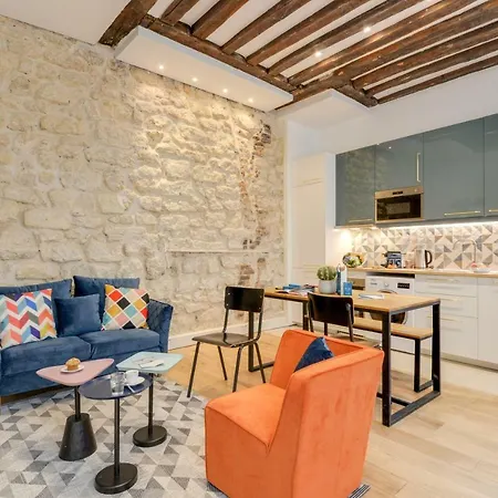 Sweett - Clery Apartment